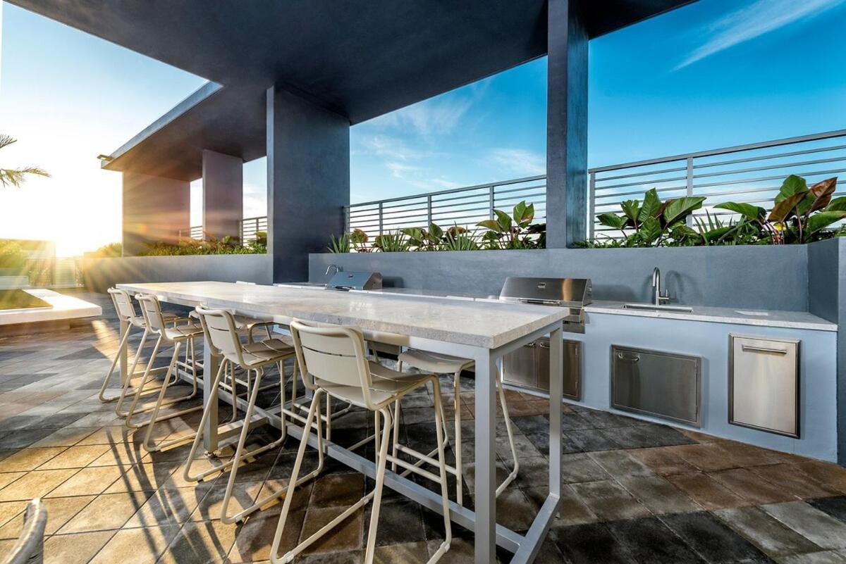 The Juliet Vii Vibe 8702 * Miami